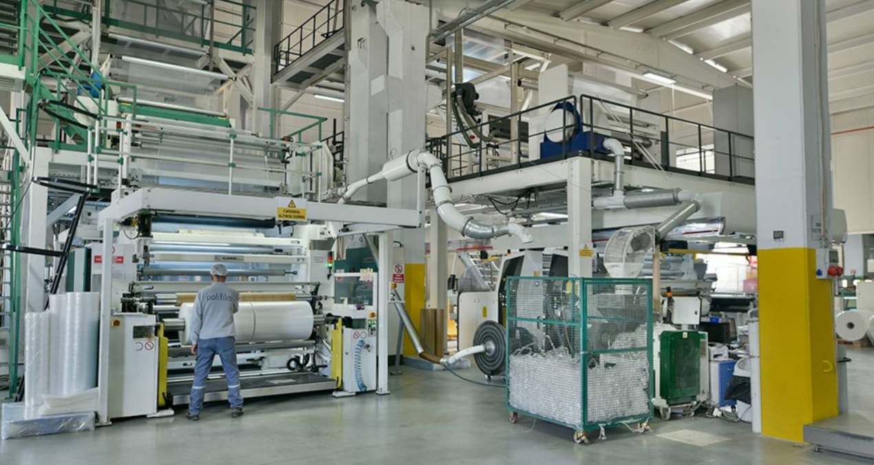 29 yıllık plastik devi tüm varlıklarını satışa çıkardı